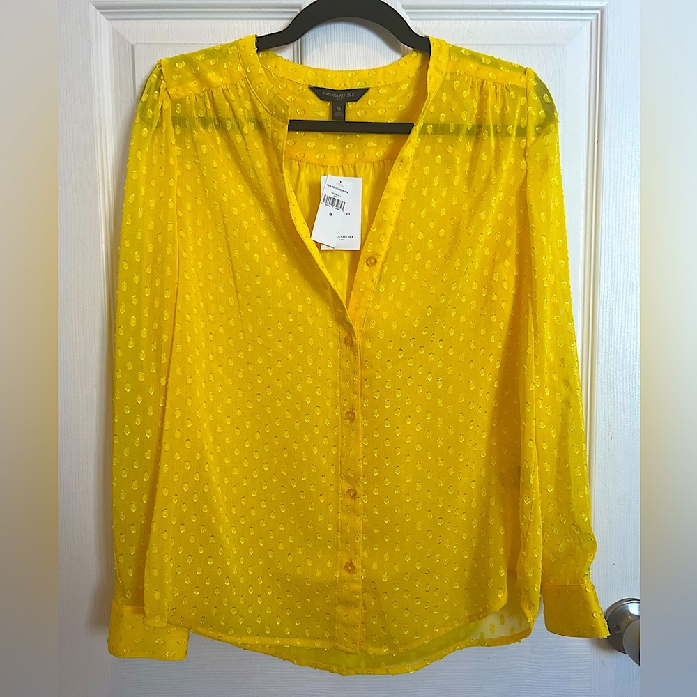 NWT Banana Republic Drapey Classic Textured Blouse